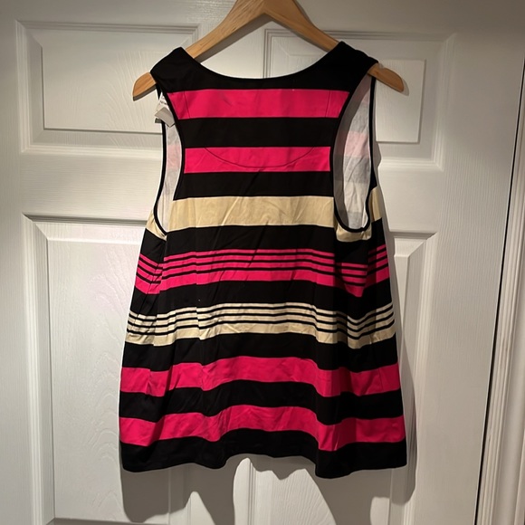 Penningtons Form Fit Tank Top - Picture 2 of 4